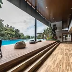 The Clio 2 Residence Permata